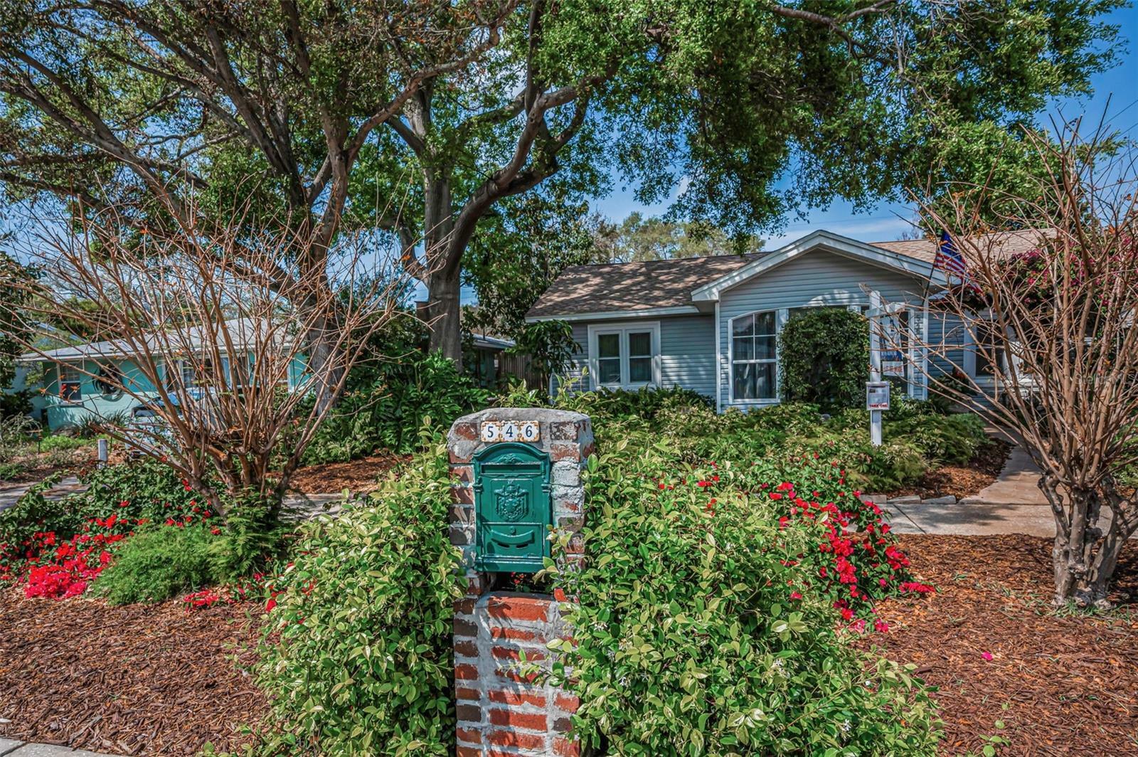 Property Photo: 546 Orangewood Drive FL 34698