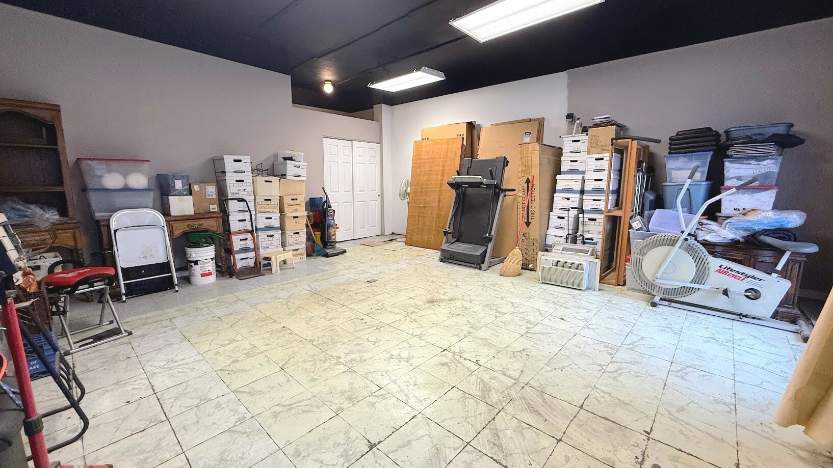 Property Photo: 1737 W 47th Street IL 60609