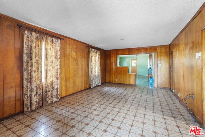 Property Photo: 1112 S Vancouver Avenue CA 90022