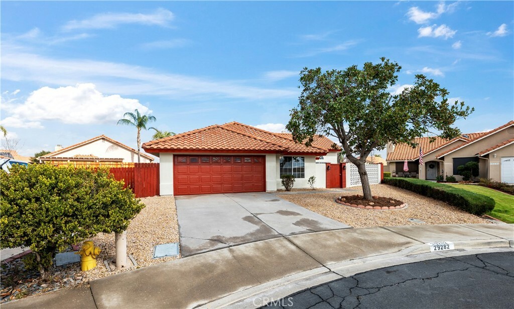 Property Photo:  29282 Knoll Court  CA 92586 