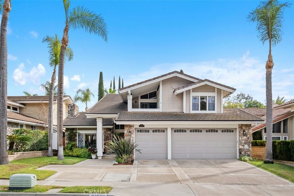 Property Photo:  24576 Kings Road  CA 92677 