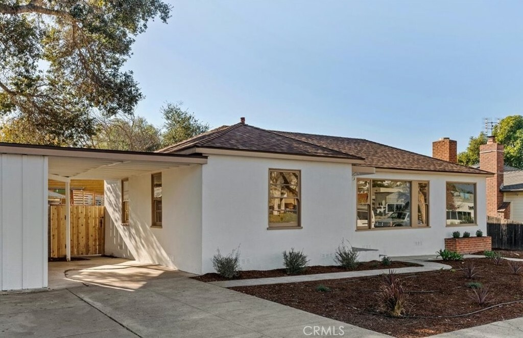 Property Photo: 2517 Broad Street CA 93401