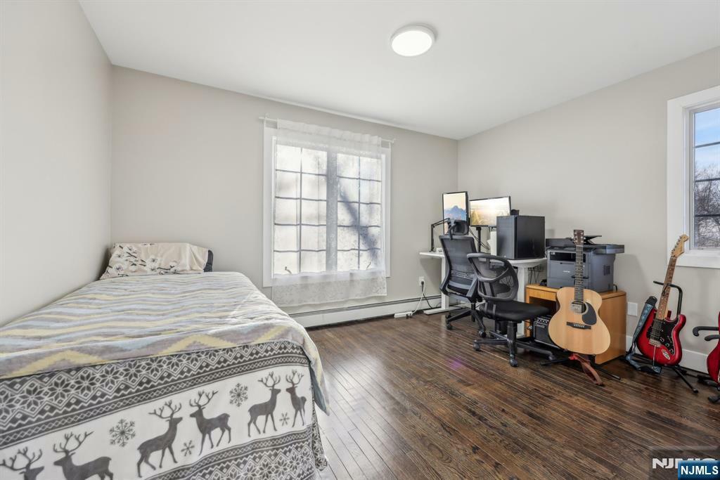 Property Photo:  455 Grandview Avenue  NJ 07631 