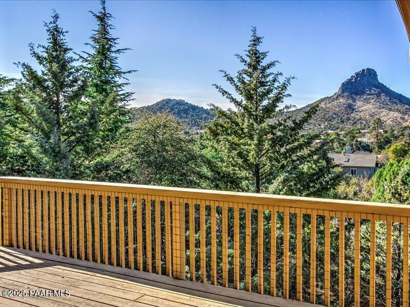 Property Photo: 1372 Natures Way AZ 86305