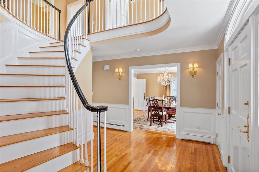 Property Photo:  7 Lothrop Circle  MA 02420 