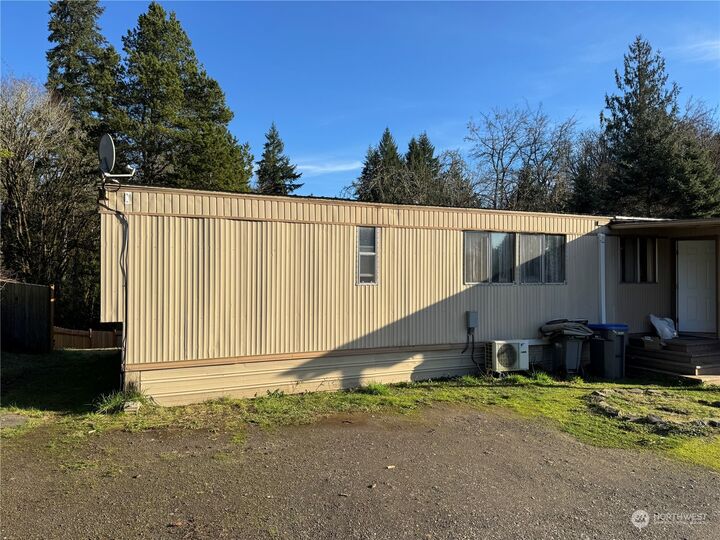 Property Photo: 1022 Harrison Avenue WA 98366