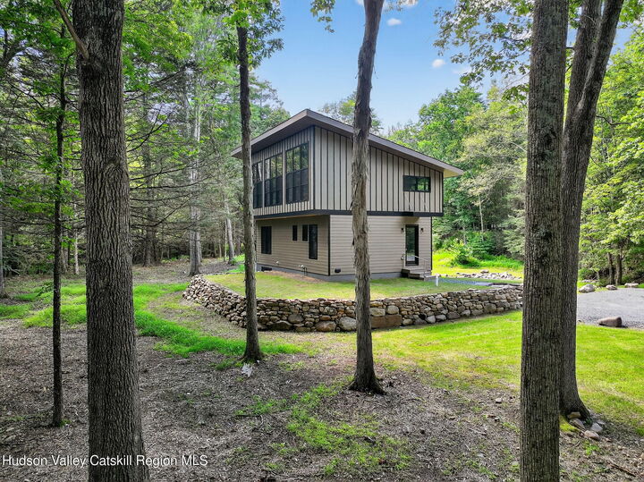 Property Photo: 178 Chestnut Hill NY 12498