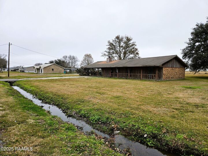Property Photo:  636 Cheramie Road  LA 70577 