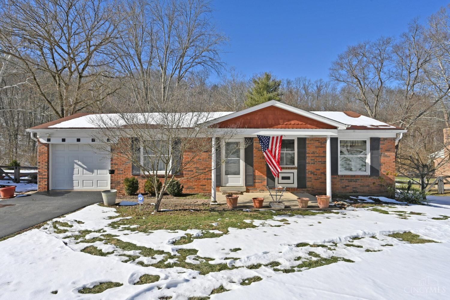 Property Photo:  2823 Eight Mile Road  OH 45244 