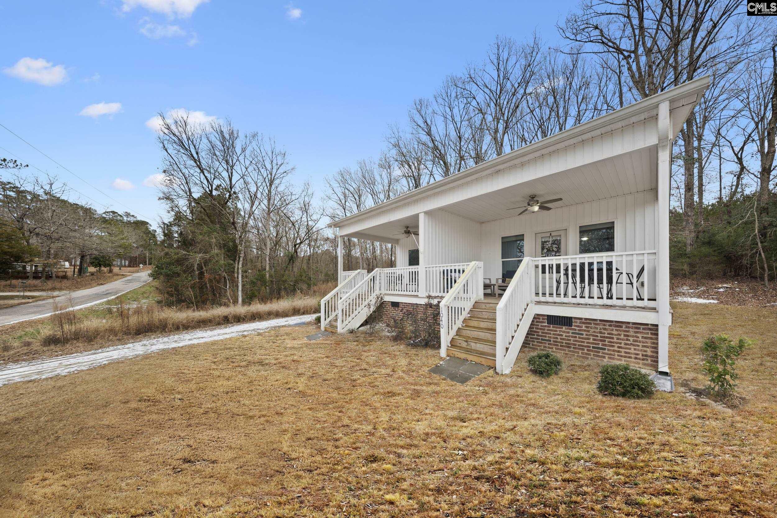 Property Photo:  1008-1010 Sandalwood  SC 29070 