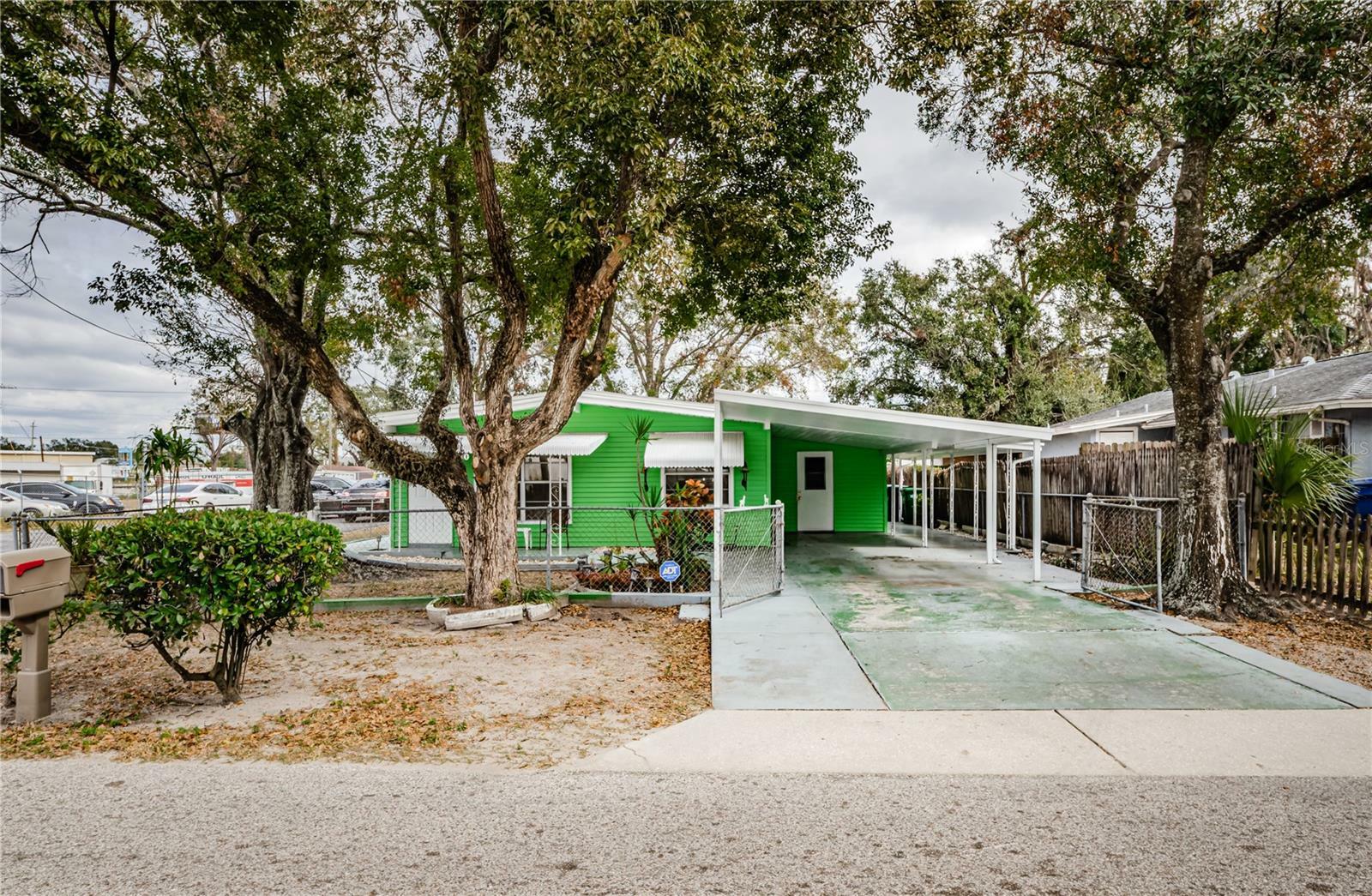 Property Photo: 8809 N Brooks Street FL 33604