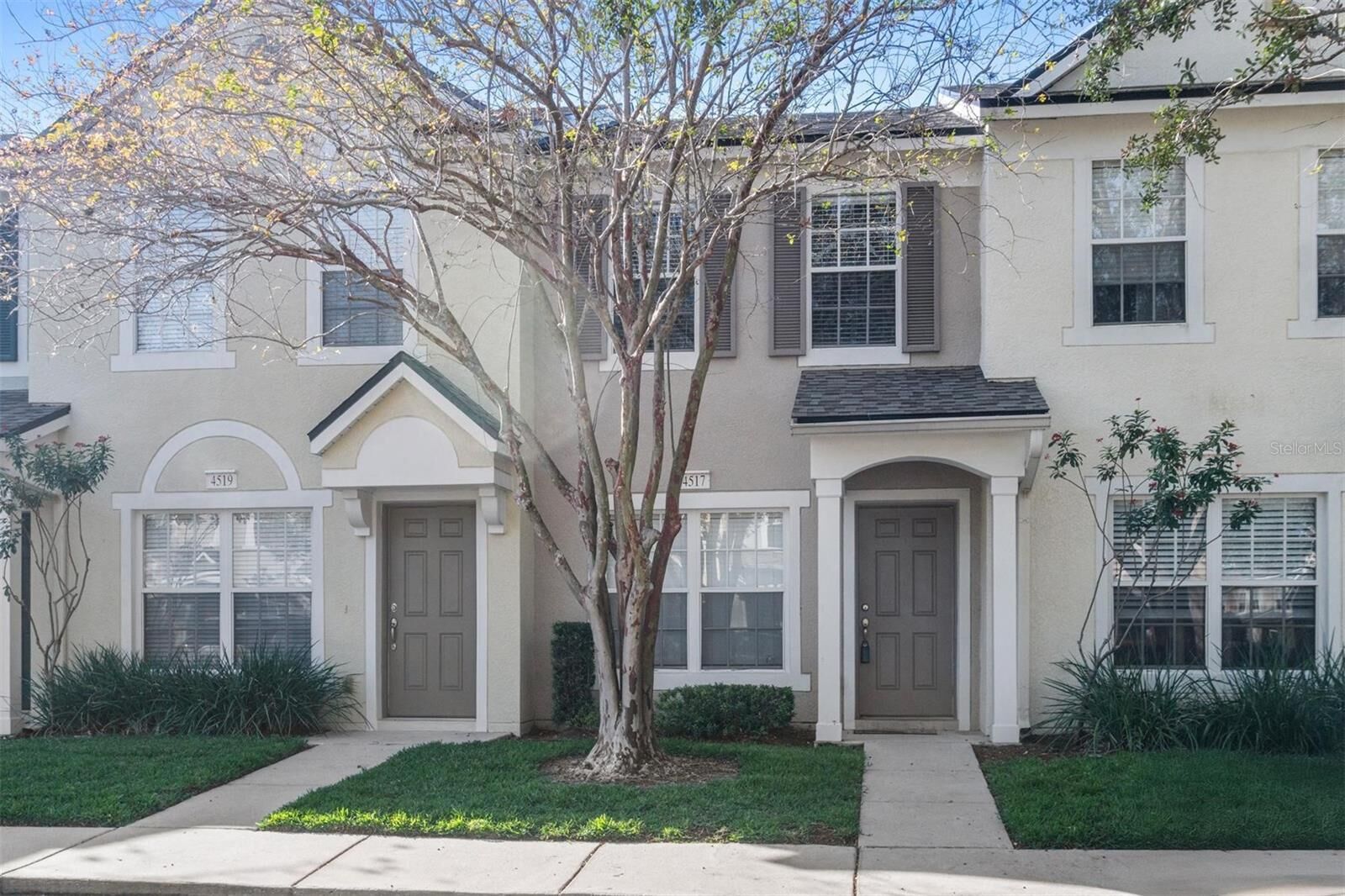 Property Photo: 4517 Kennewick Place FL 33578