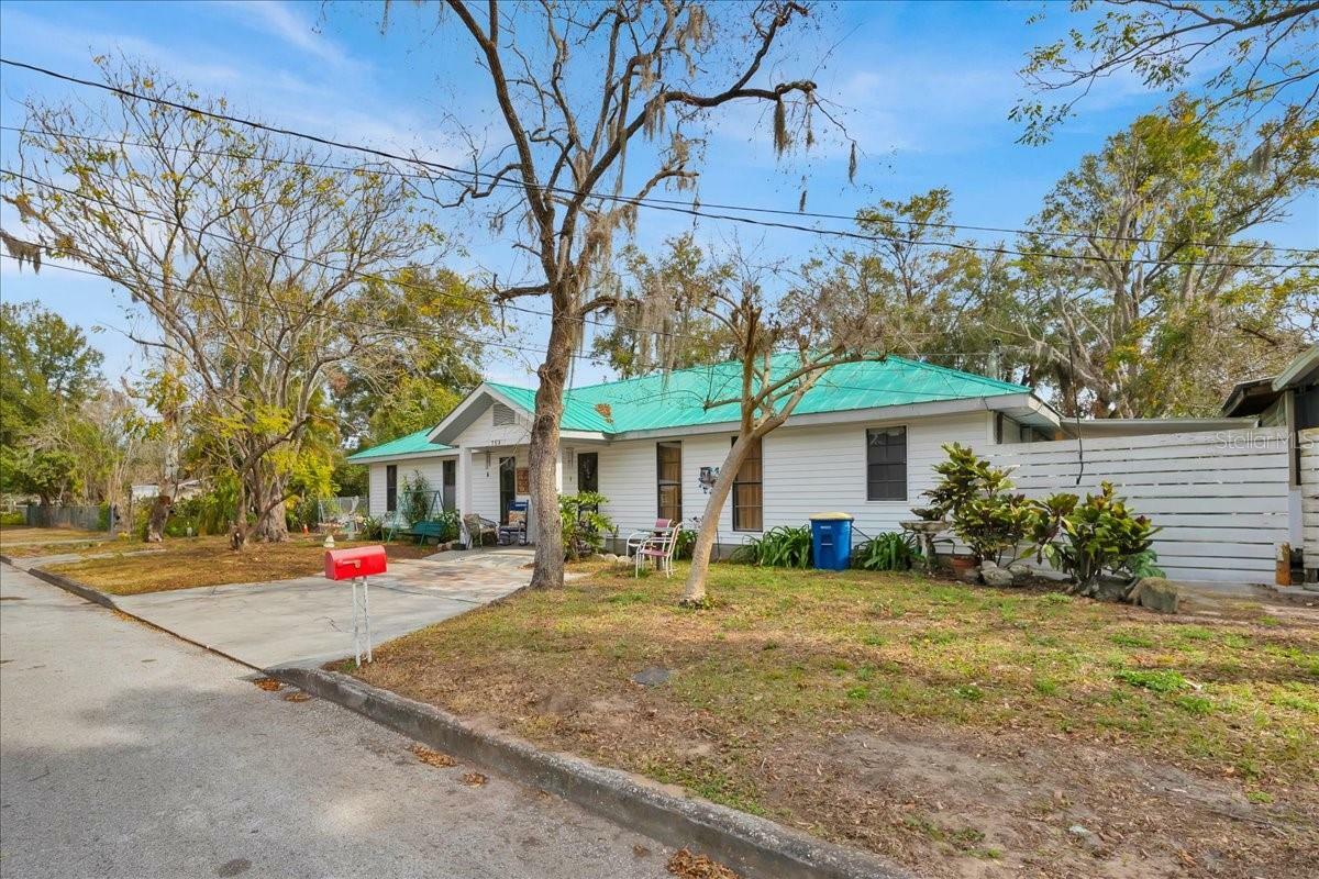 Property Photo:  750 S Dudley Avenue  FL 33830 