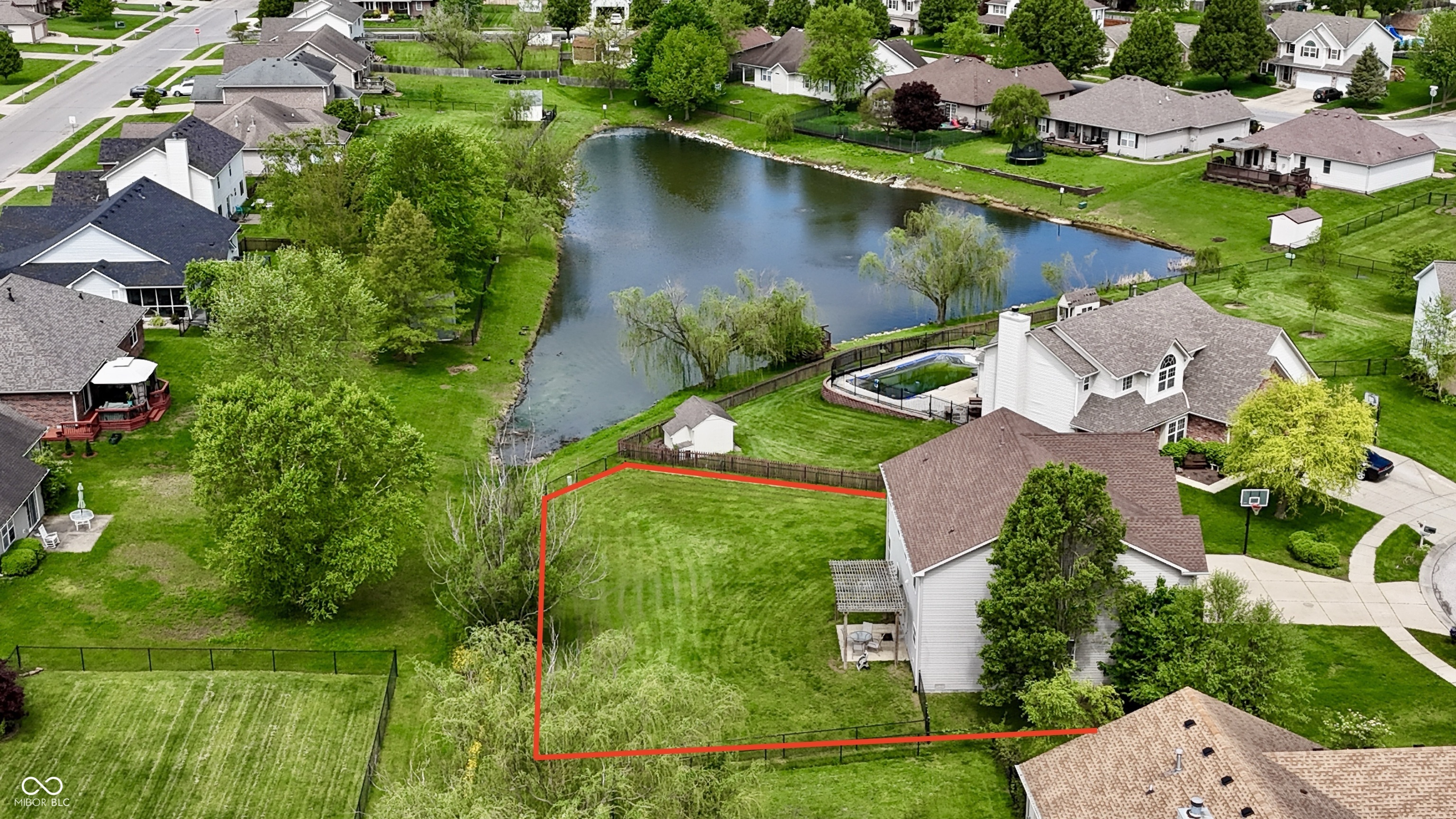 Property Photo: 861 Stardust Court IN 46131