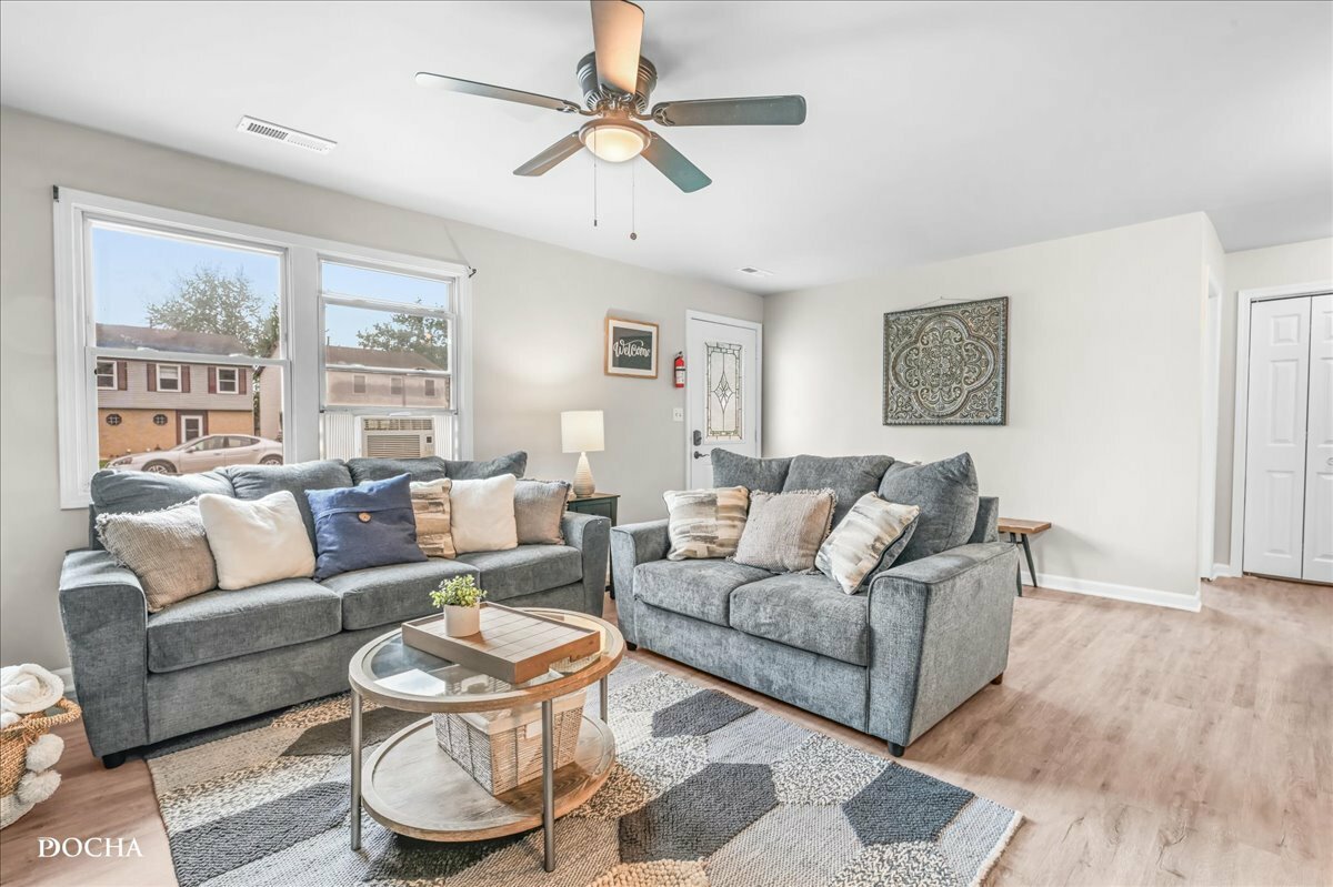 Property Photo: 950 N Brainard Street IL 60563