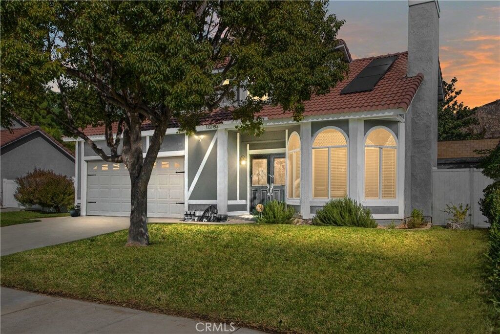 Property Photo:  10780 Hill Grass Drive  CA 92557 