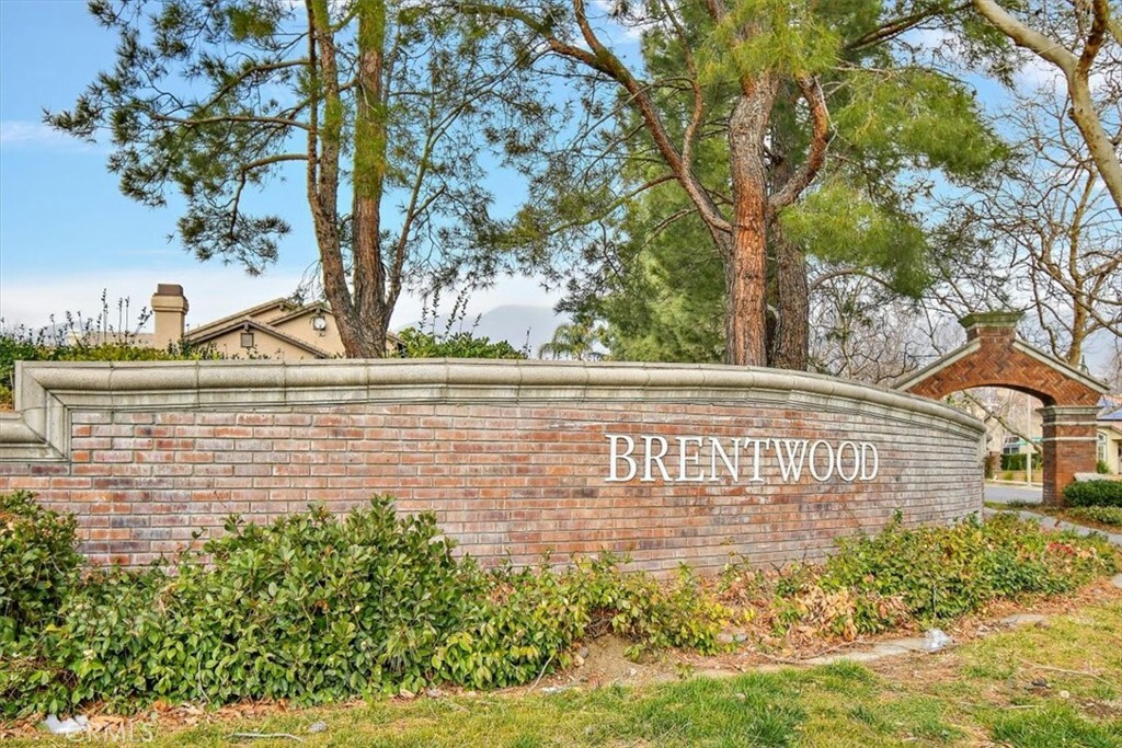 Property Photo:  13984 Crescenta Way  CA 91739 