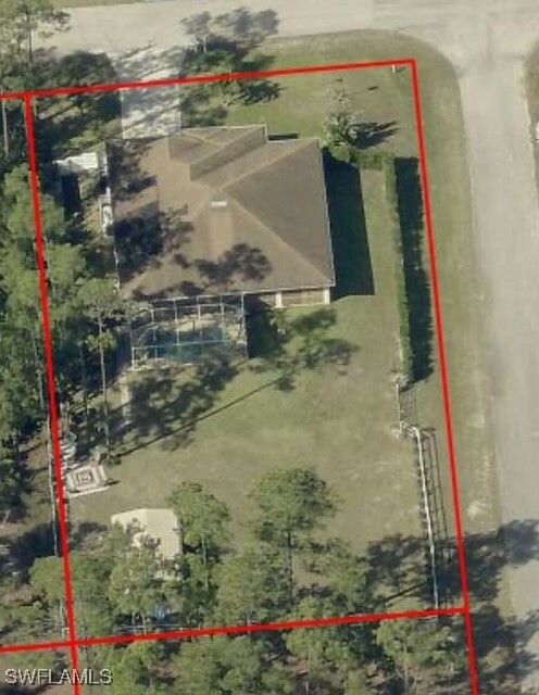 Property Photo: 822 Johns Avenue FL 33972
