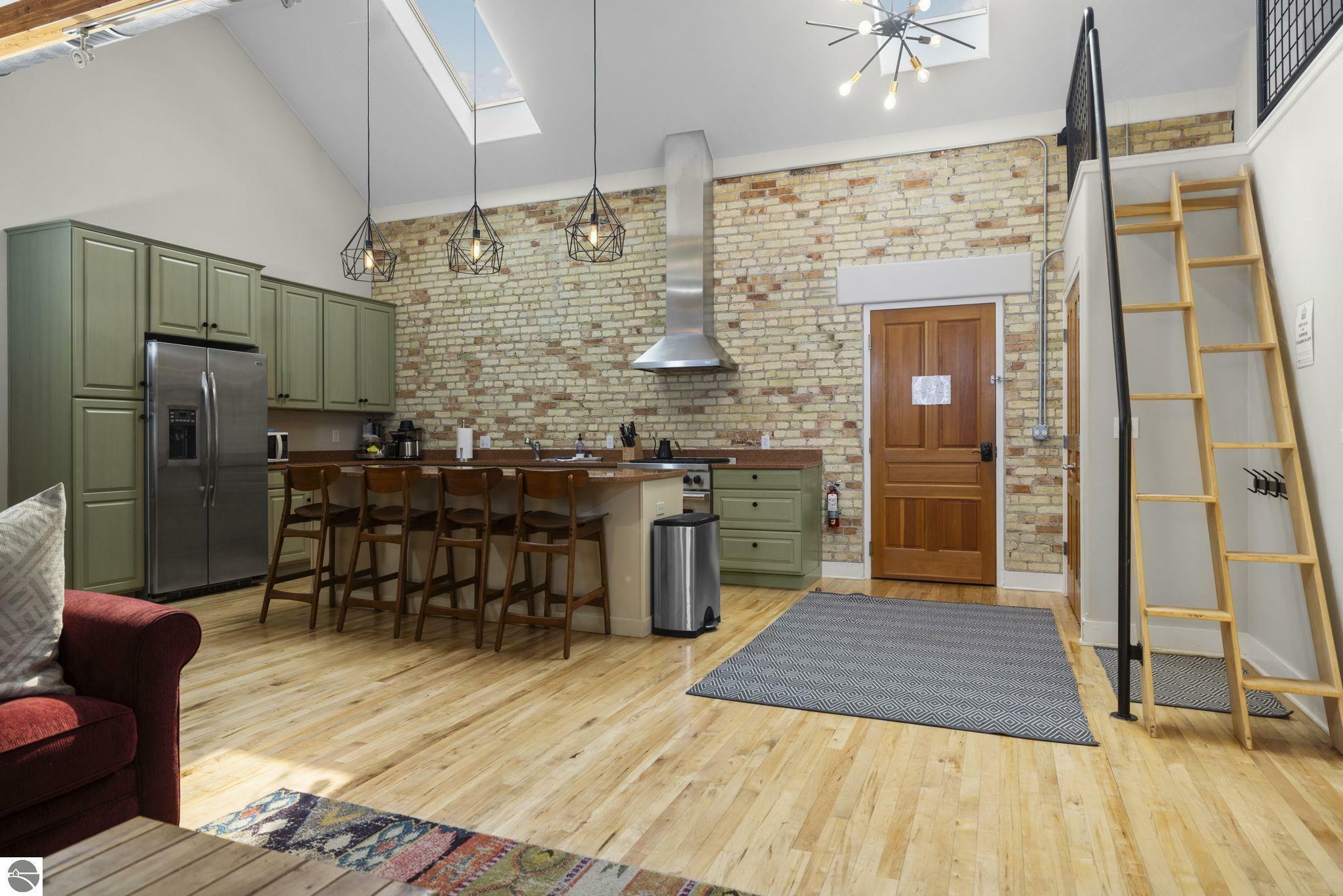 Property Photo: 800 Cottageview Drive MI 49684
