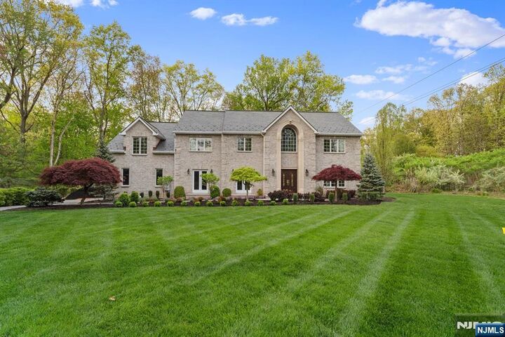 7 Orchard Lane  Old Tappan NJ 07675 photo