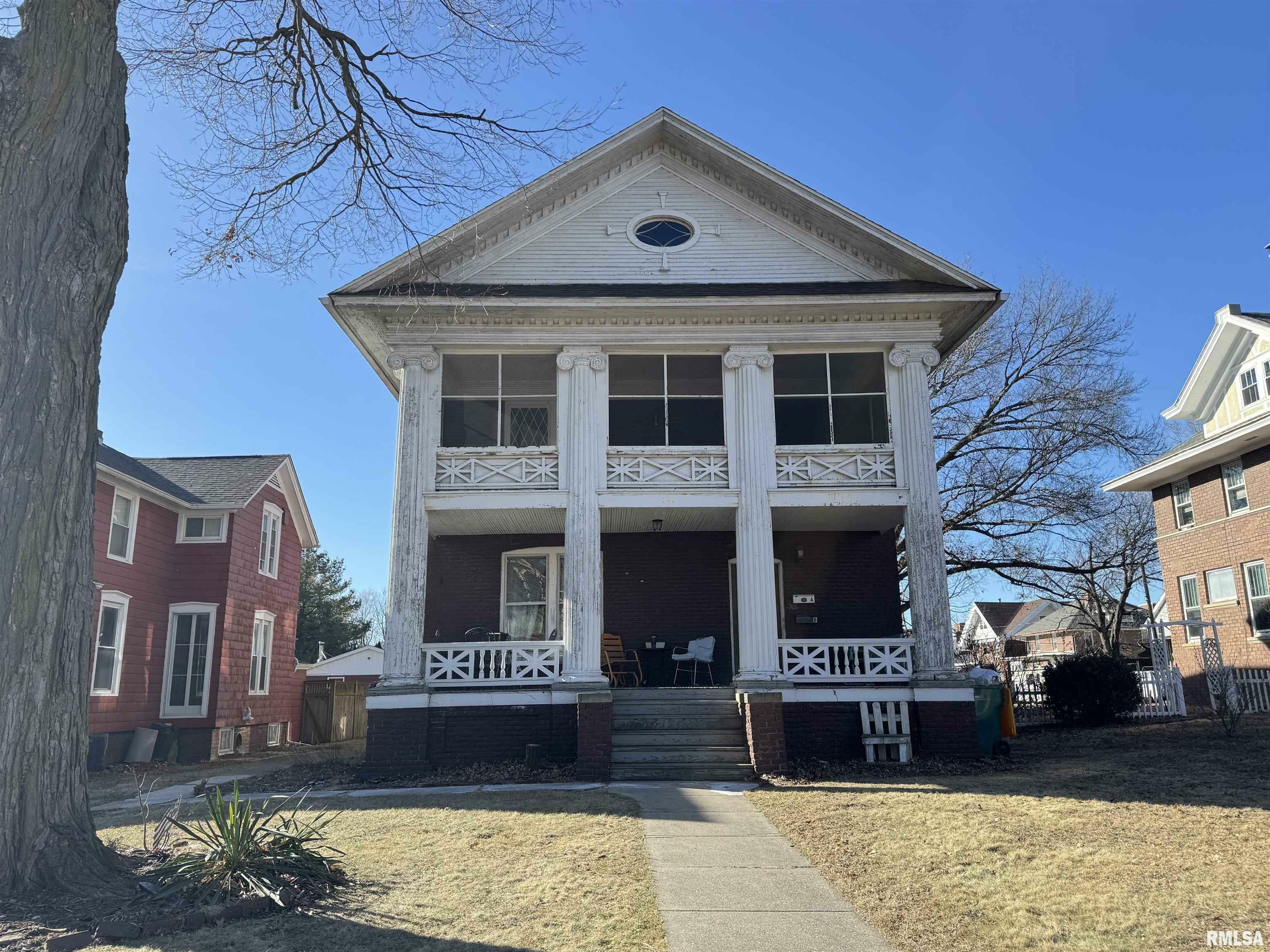 Property Photo:  560 N Chambers Street  IL 61401 