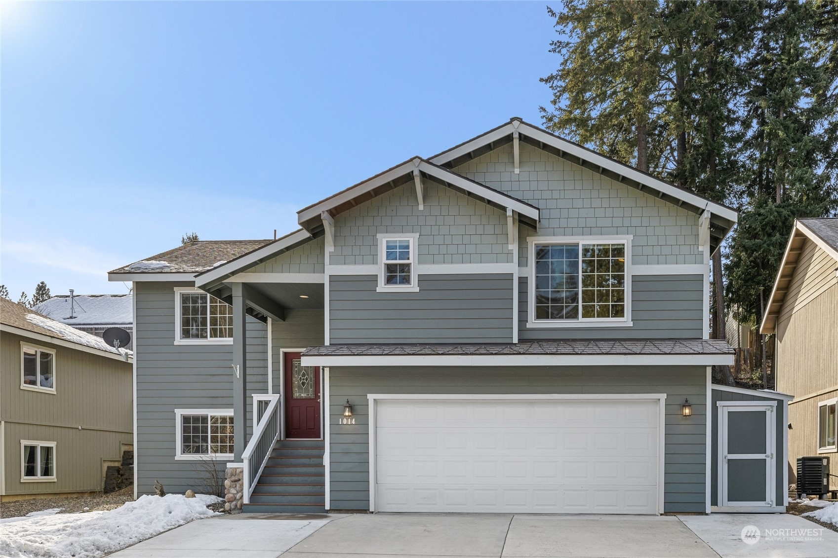 Property Photo:  1014  Denny Avenue  WA 98922 