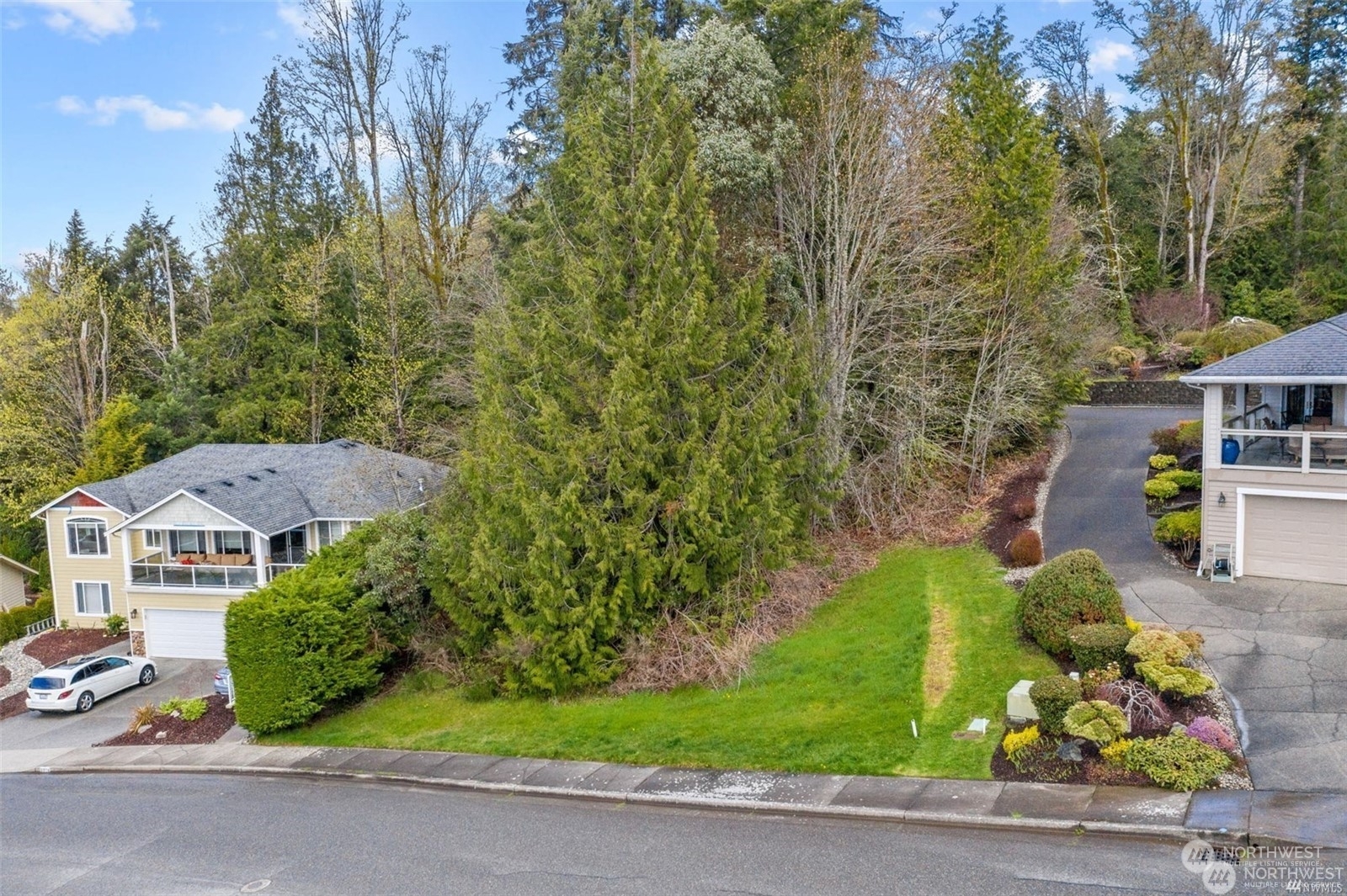 Property Photo:  6022  Osprey Circle  WA 98312 