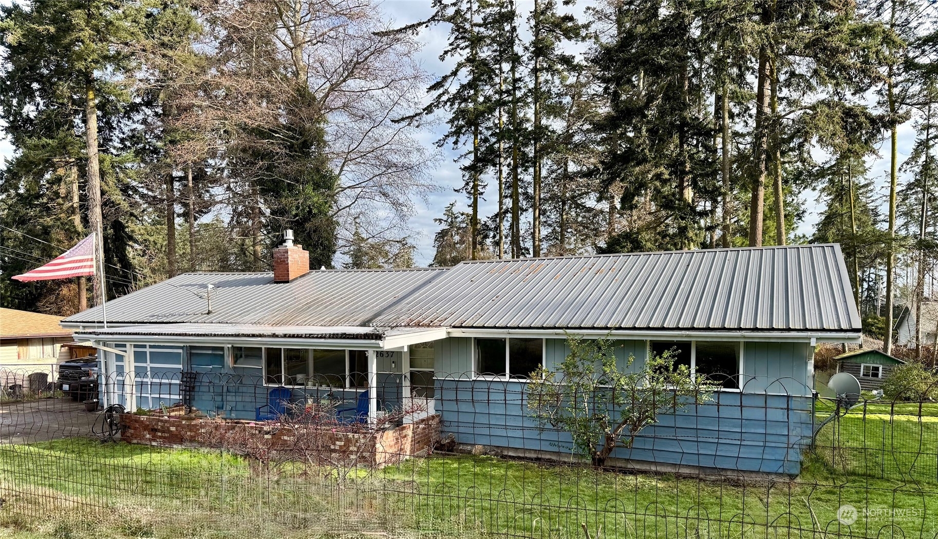 Property Photo:  2637  Olympic Drive  WA 98277 