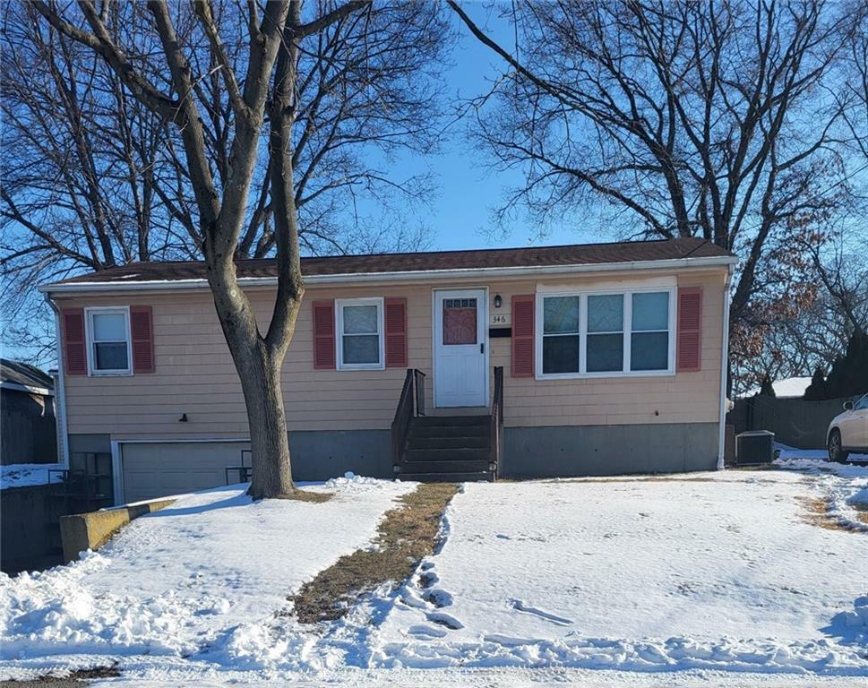Property Photo:  346 Ring Avenue  RI 02888 