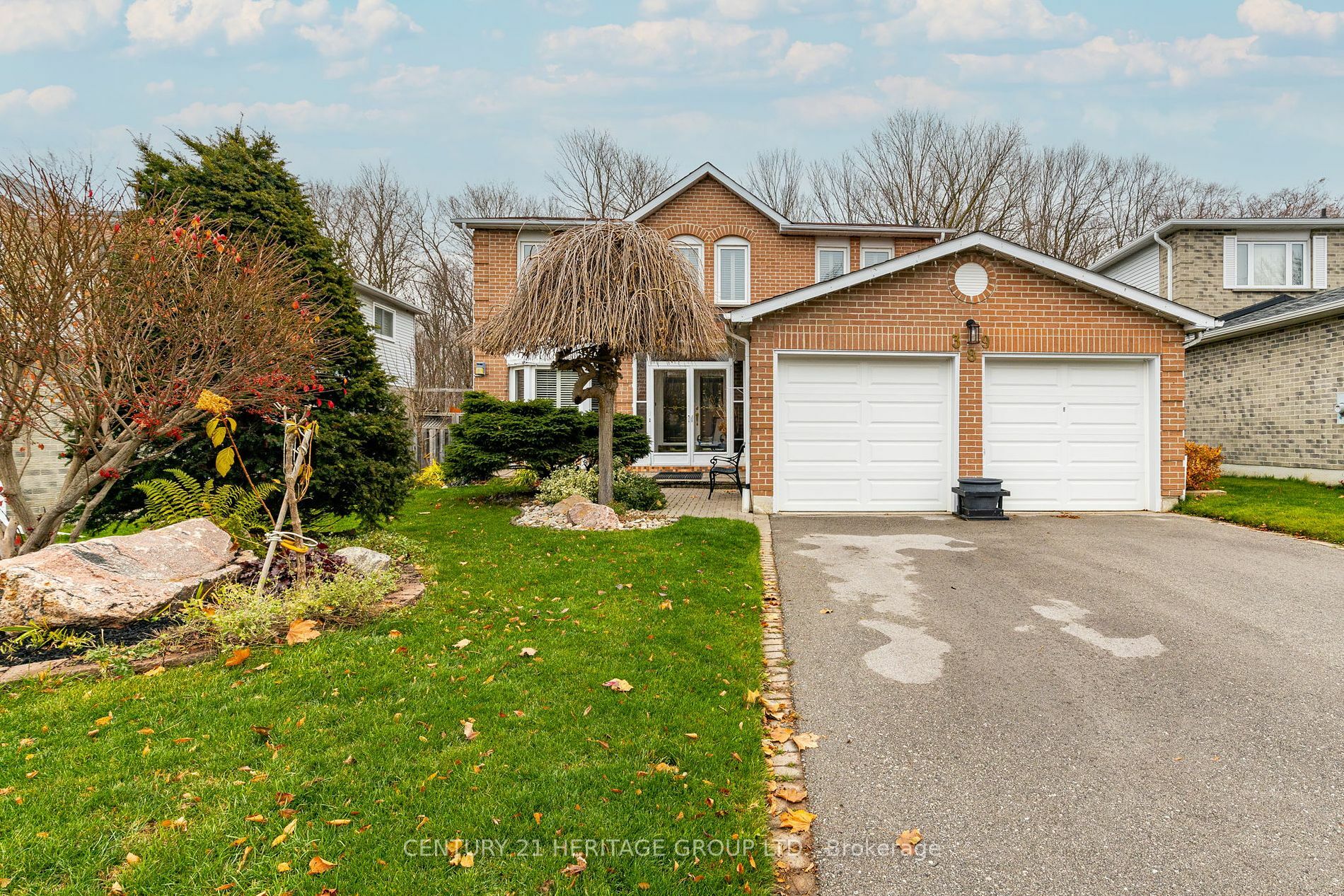 Property Photo:  389 Vanden Bergh Blvd  ON L3Y 8A2 