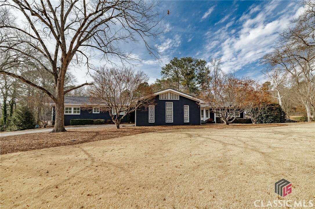 Property Photo:  120 Witherspoon Road  GA 30606 