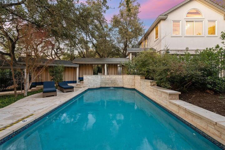 Property Photo: 5606 Craggy Point TX 78731