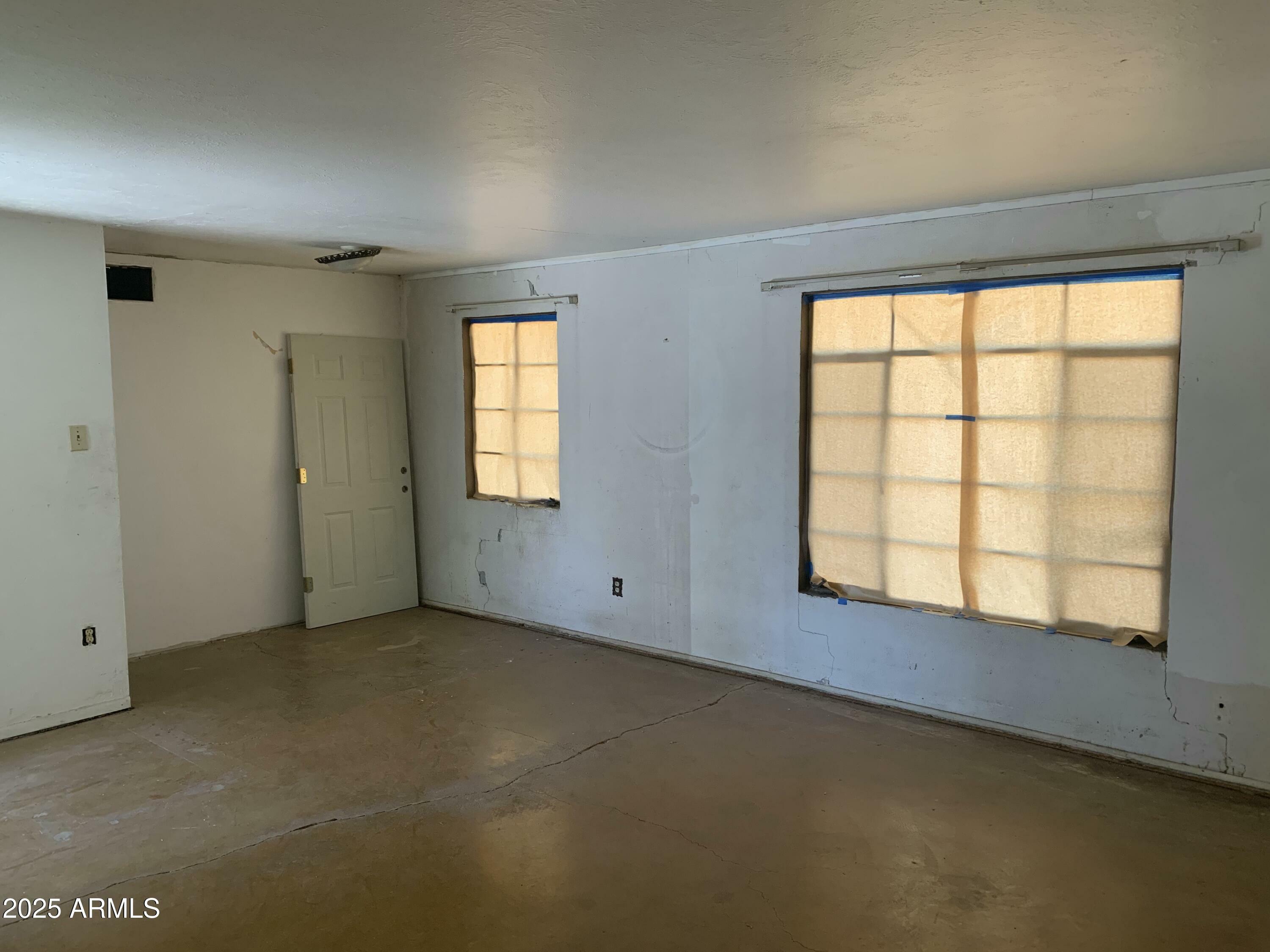 Property Photo:  510 W 14th Street  AZ 85281 