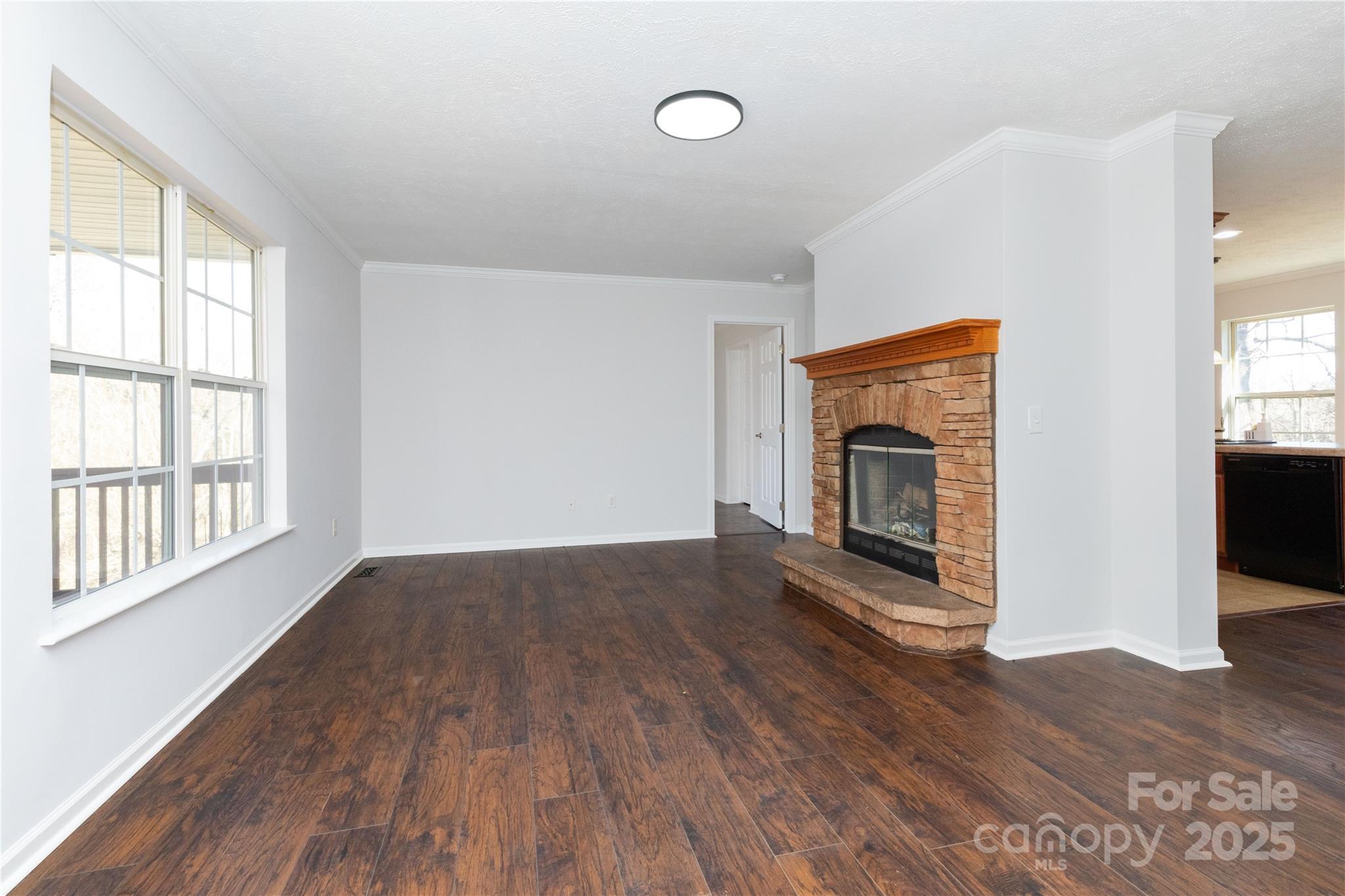 Property Photo: 18 Beagle Run NC 28804