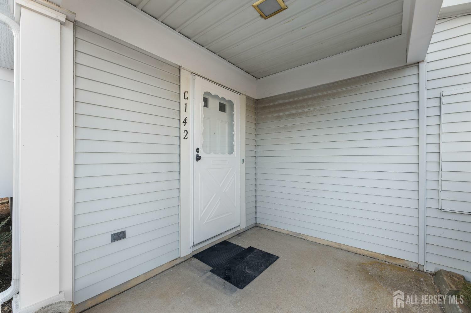 Property Photo:  142-C Providence Way  NJ 08831 