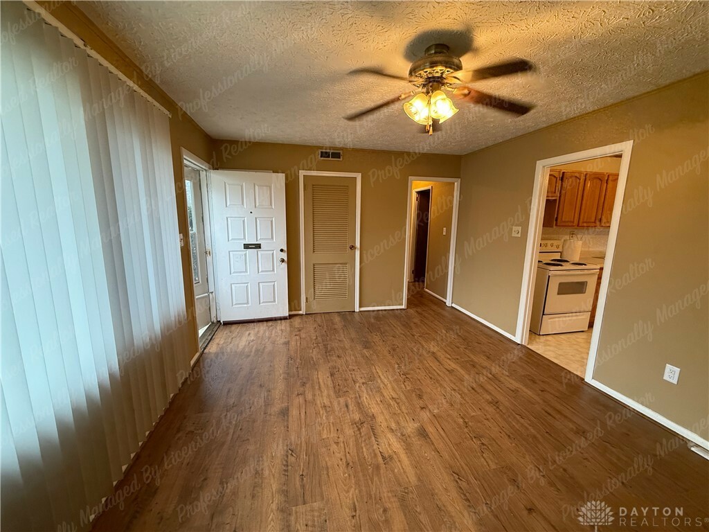 Property Photo:  846 Donora Drive  OH 45377 