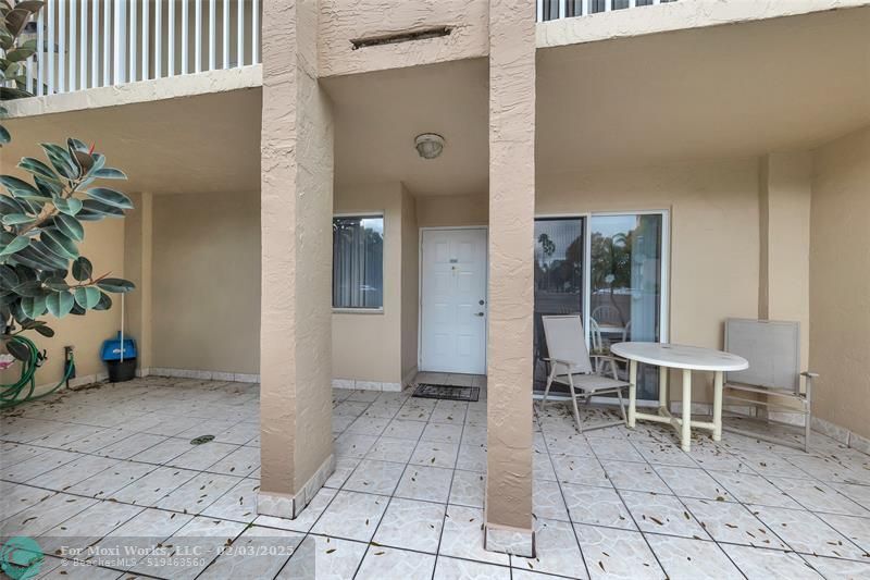 Property Photo:  9599 Weldon Cir 103A  FL 33321 