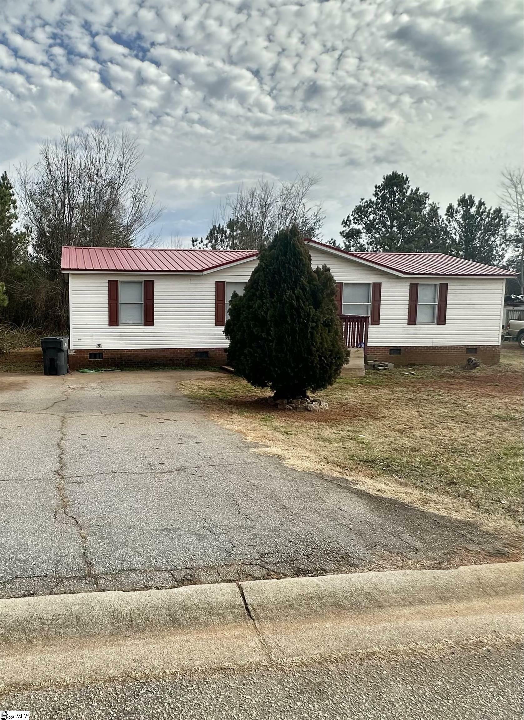Property Photo: 101 Riverbreeze Road SC 29611