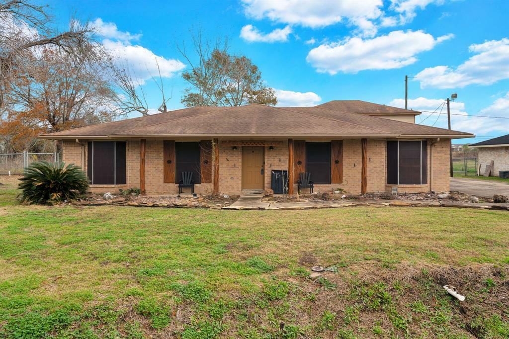 Property Photo: 12503 Folkcrest Way TX 77477