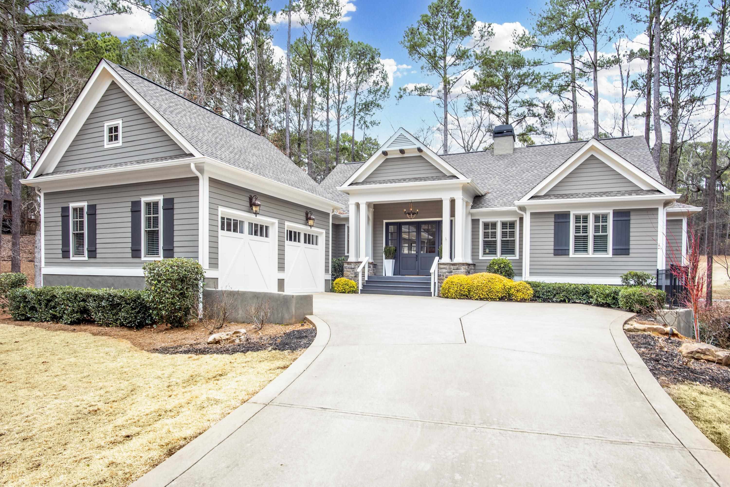 Property Photo: 1211 Anchor Bay Circle GA 30642