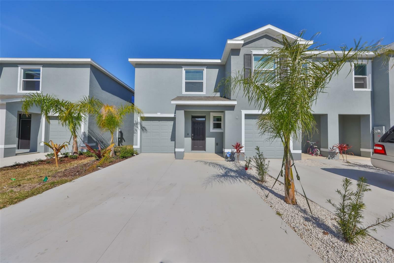 Property Photo:  471 Mangrove Shade Circle  FL 33572 