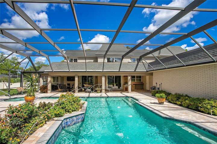 Property Photo:  1419 Hollingsworth Oaks Drive  FL 33803 