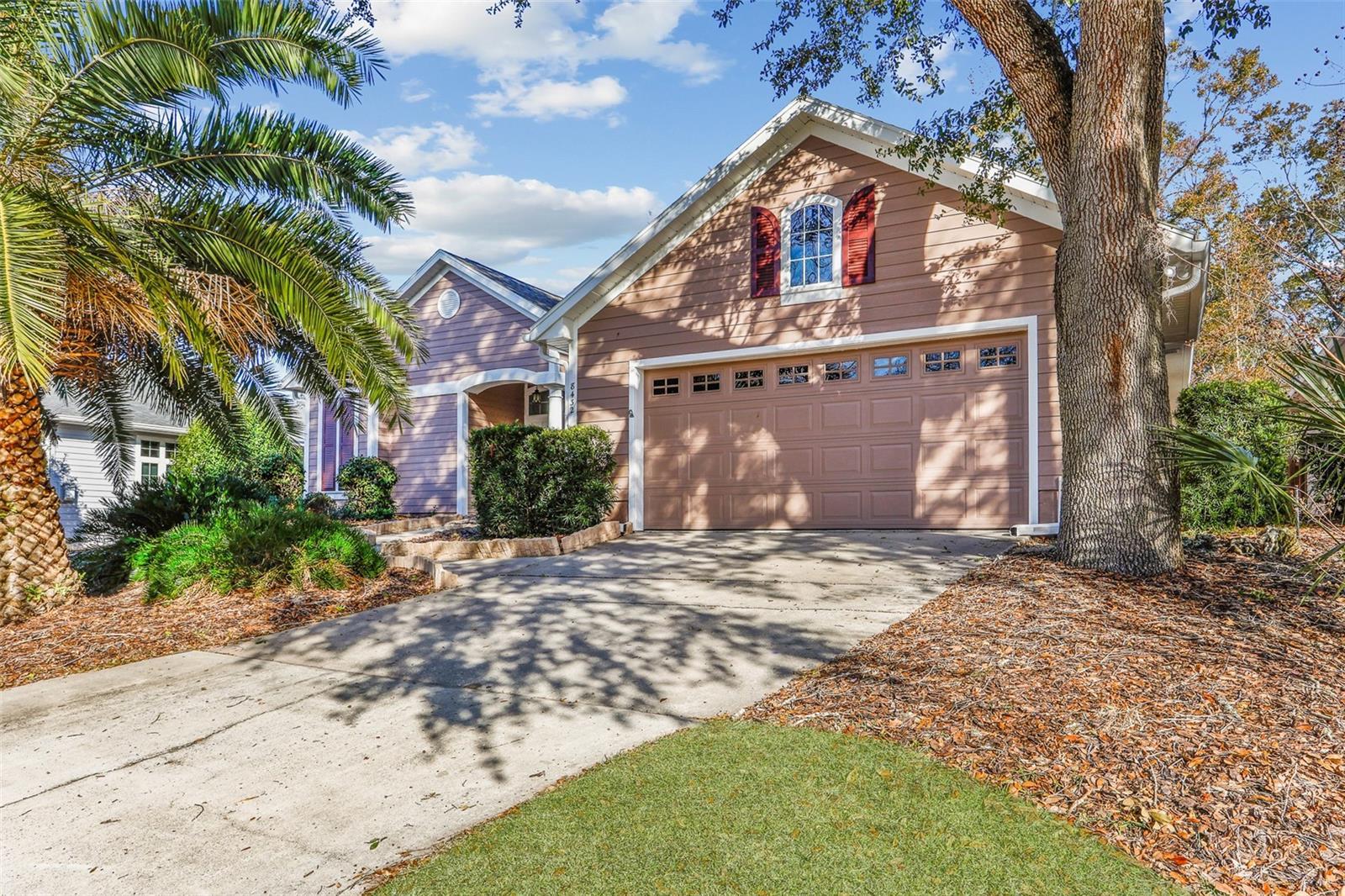 Property Photo: 8432 SW 10th Avenue FL 32607