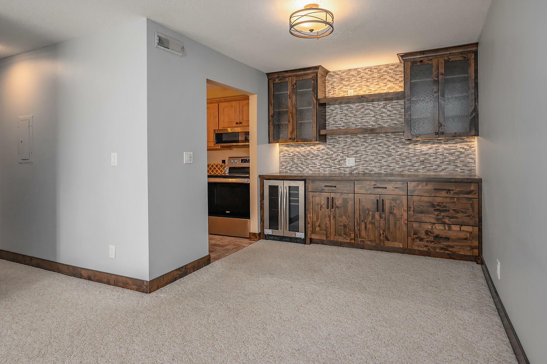 Property Photo:  N84w16033 Menomonee Ave 102  WI 53051 