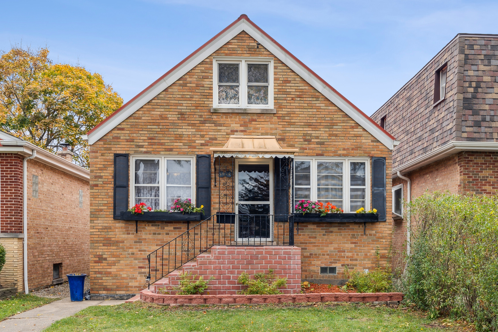 Property Photo:  5034 N Oak Park Avenue  IL 60656 