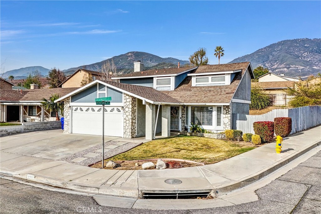 Property Photo: 2250 Briarwood Court CA 92407