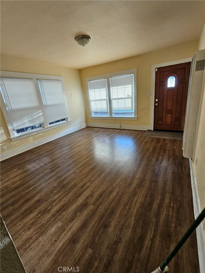 Property Photo:  416 Cerritos Avenue  CA 90802 