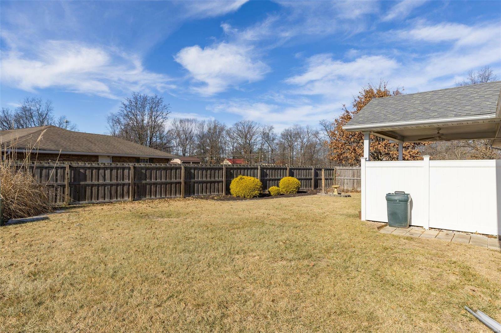 Property Photo:  1567 Coyote Street  MO 63640 