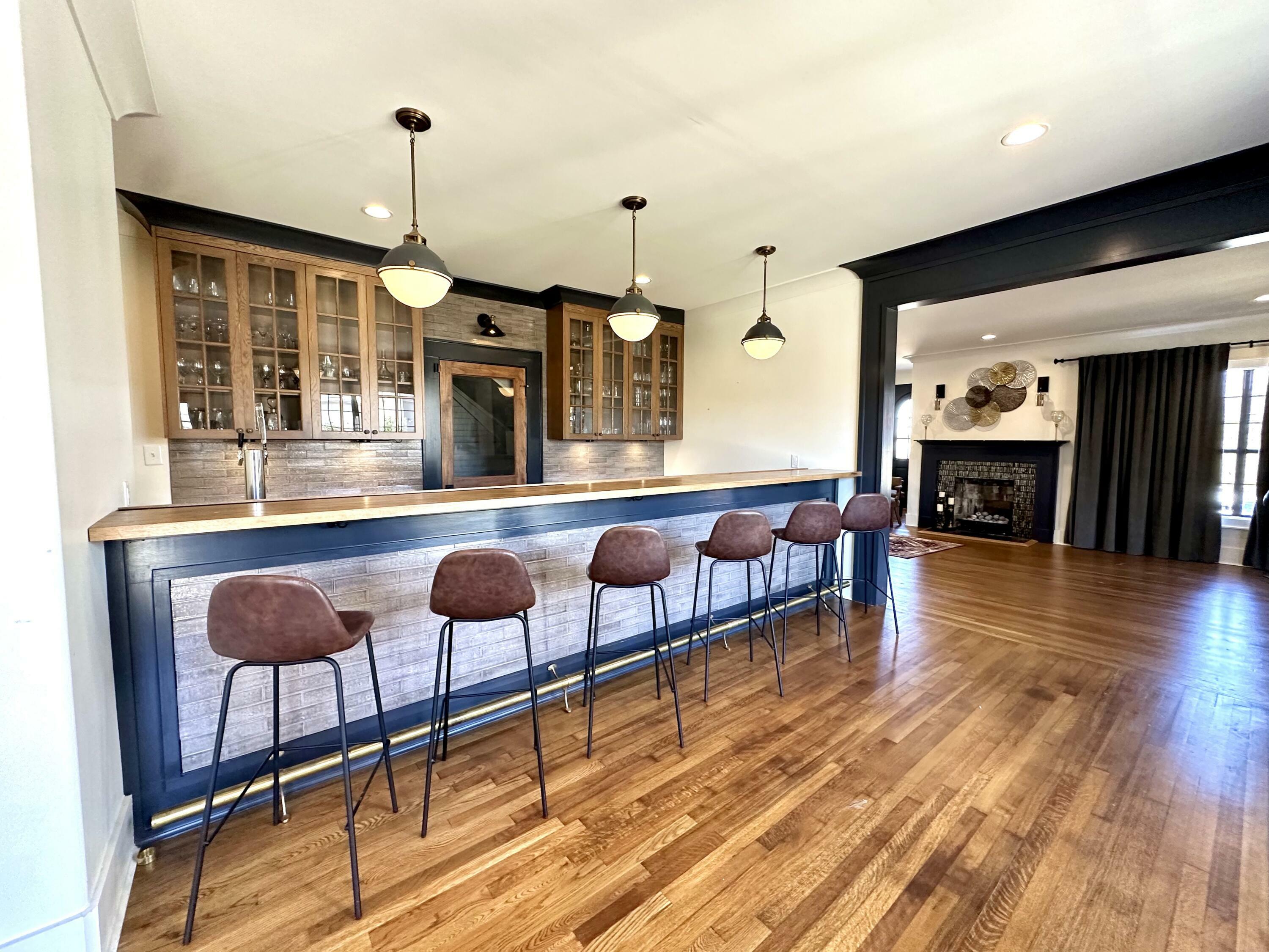 Property Photo:  305 West Main St.  MS 38843 