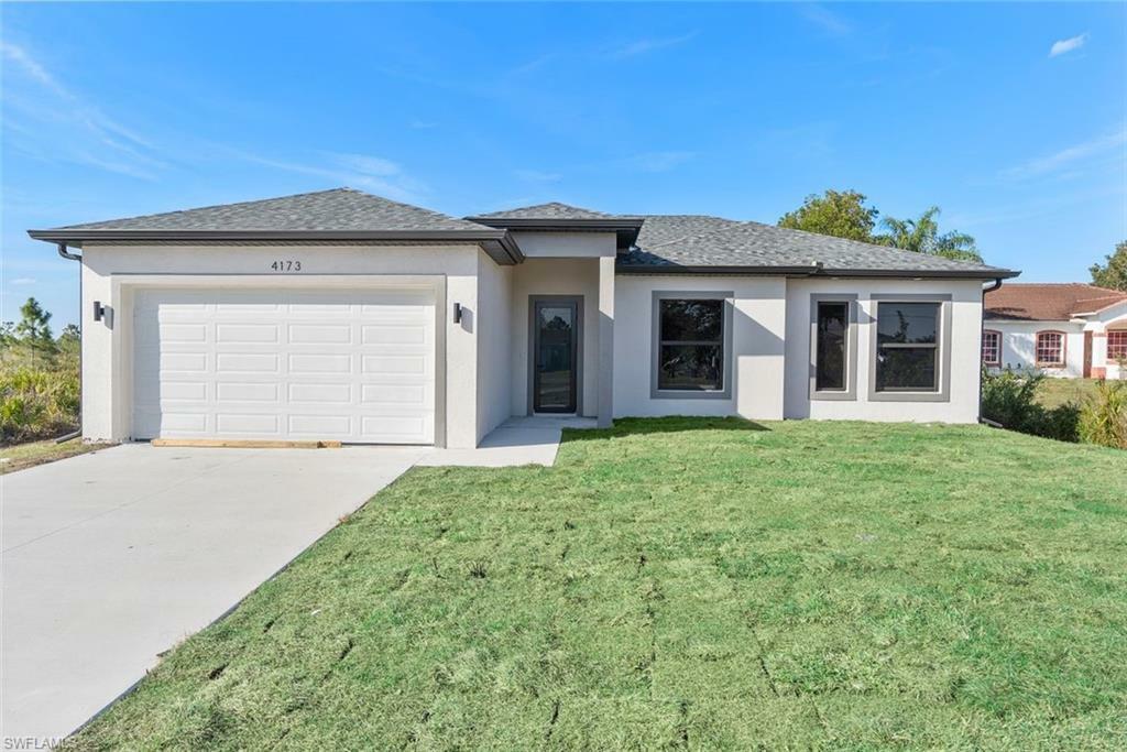 Property Photo: 4173 58 Ave NE FL 34120